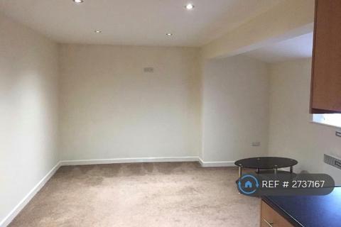 1 bedroom flat to rent, Santingley Lane, Wakefield, WF4