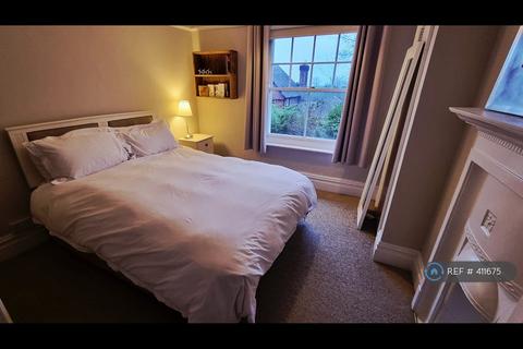 3 bedroom flat to rent, Normandy House, Crowborough, TN6