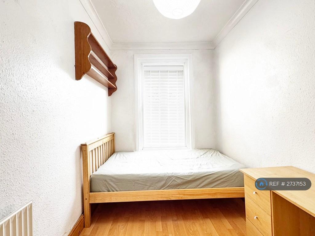 Bedroom4