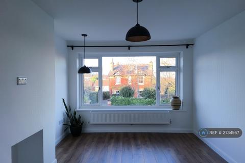 2 bedroom semi-detached house to rent, Kidderminster, Kidderminster, DY11