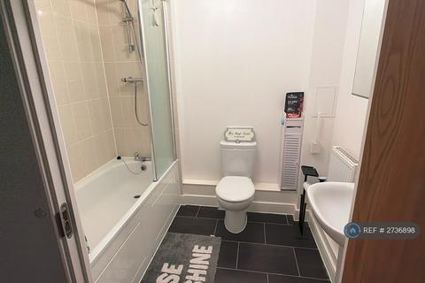 1 bedroom flat to rent, Wave Court Maxwell Road, Romford, RM7