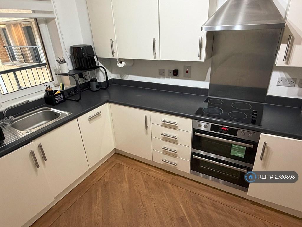 Kitchen 1