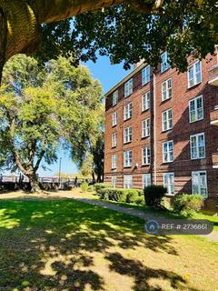 3 bedroom flat to rent, Coltman House, London, SE10