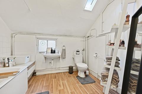 1 bedroom flat to rent, Stamford Brook Road, London W6