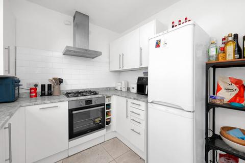 3 bedroom apartment for sale, Wood Close, Shoreditch, E2