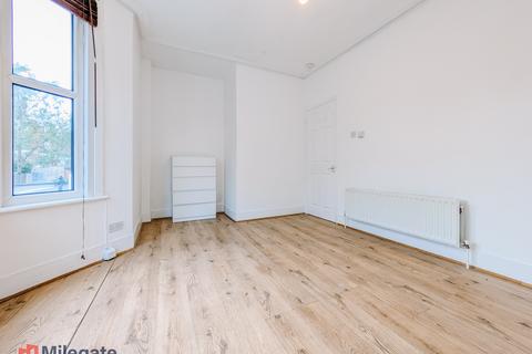 1 bedroom flat to rent, Temple Street, London E2