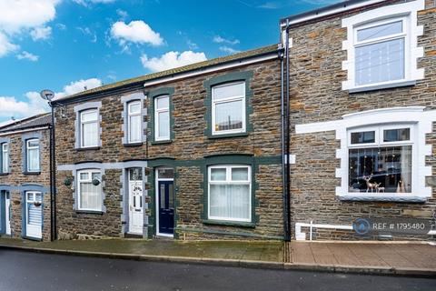3 bedroom terraced house to rent, Augustus Street, Pontypridd, CF37