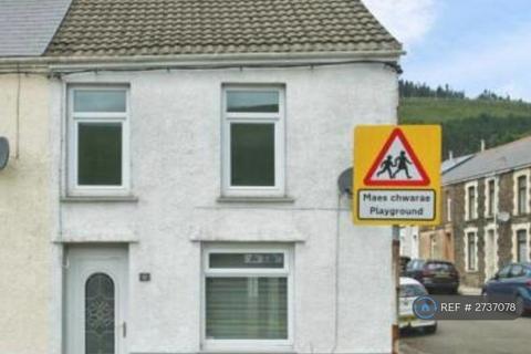 3 bedroom end of terrace house to rent, Picton Place, Maesteg, CF34