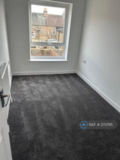 2 bedroom terraced house to rent, Lorne Road, Ramsgate, CT11