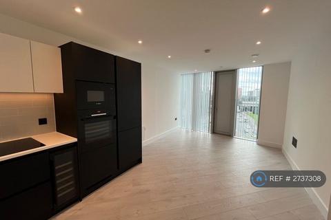 1 bedroom flat to rent, Vista River Gardens Tower, Manchester, M3