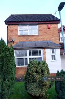 3 bedroom semi-detached house to rent, Smithys Close, St. Leonards-On-Sea, TN37