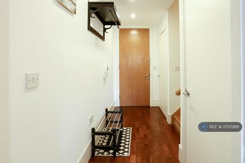 1 bedroom flat to rent, Highbury Stadium Square, London, N5