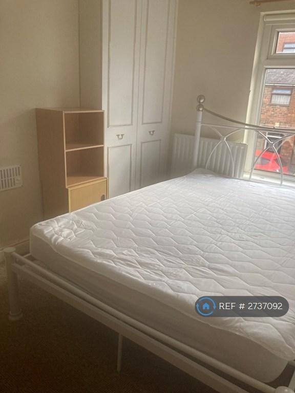 Double Bedroom 2