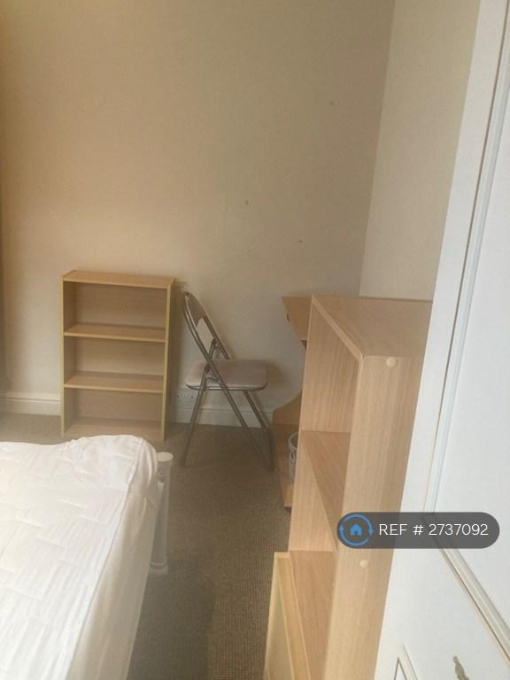 Double Bedroom 2