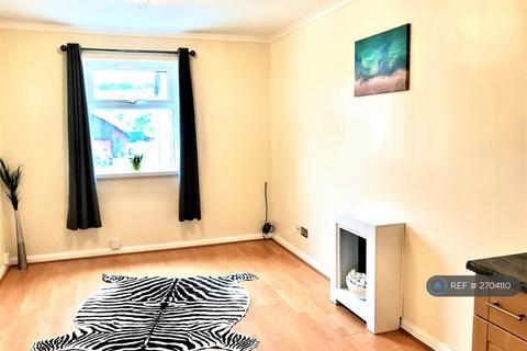 1 bedroom flat to rent, Market Court, South Cave, HU15