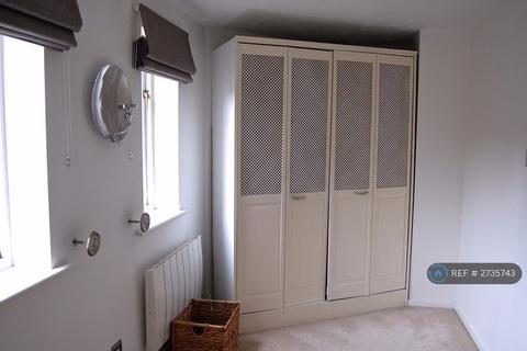 2 bedroom flat to rent, Orchard Grove, London, SE20