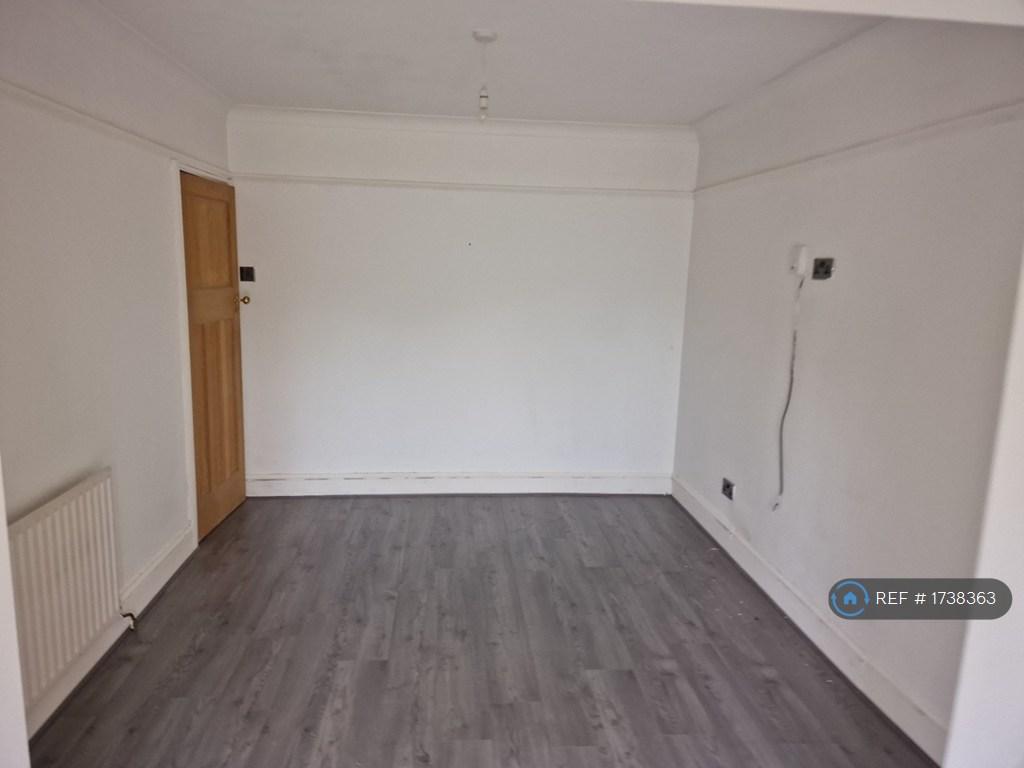 Bedroom 4/ Reception 2