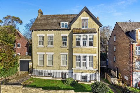 3 bedroom apartment for sale, Sylvan Road, London, SE19
