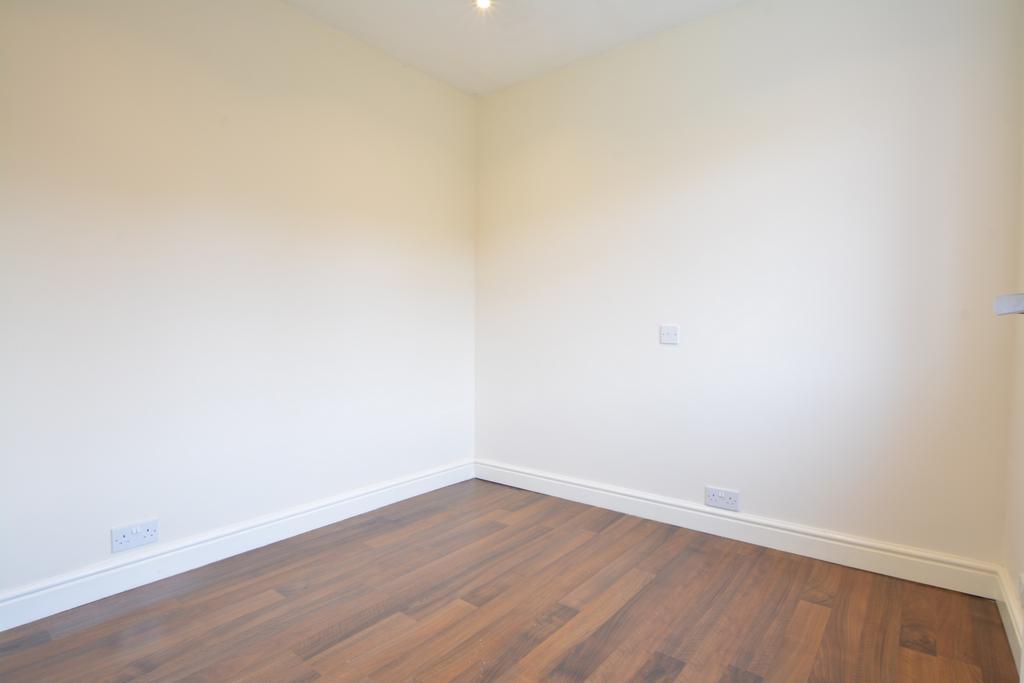 Bedroom 4/Study