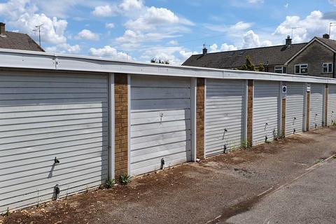 undefined, Lords Mead, Chippenham SN14