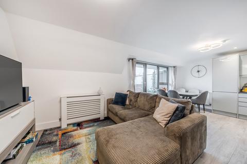 2 bedroom apartment for sale, Mill Green Road, Mitcham CR4