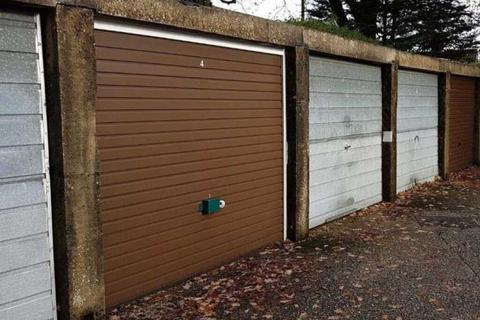 undefined, Abbots Road, Burghfield Common RG7
