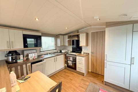 2 bedroom park home for sale, Straight Lane, Addingham LS29