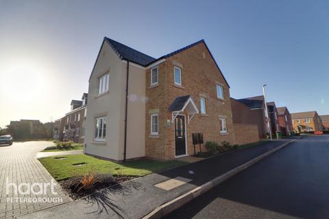 3 bedroom detached house to rent, Wetland Way, Peterborough