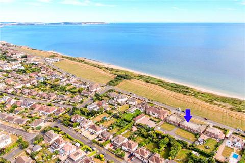 2 bedroom apartment for sale, Marine Court, Marine Drive West, Barton on Sea, Hampshire, BH25