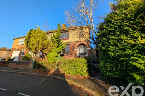 3 bedroom semi-detached house for sale, Moncktons Drive, Maidstone ME14
