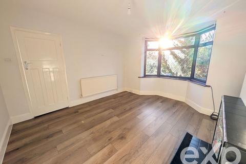 3 bedroom semi-detached house for sale, Moncktons Drive, Maidstone ME14