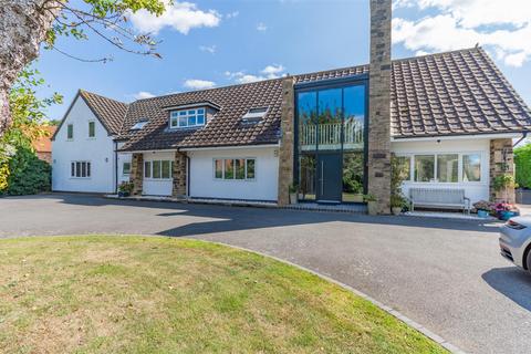 5 bedroom detached house for sale, Pinfold Lane, Bottesford