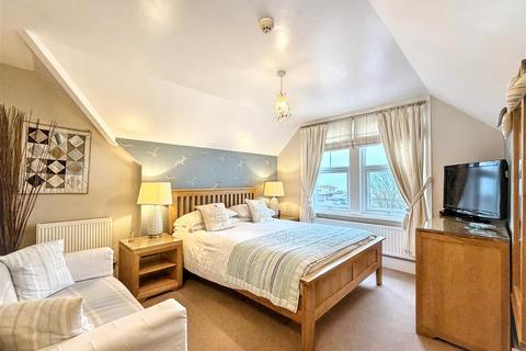 10 bedroom semi-detached house for sale, Royal Parade, Eastbourne