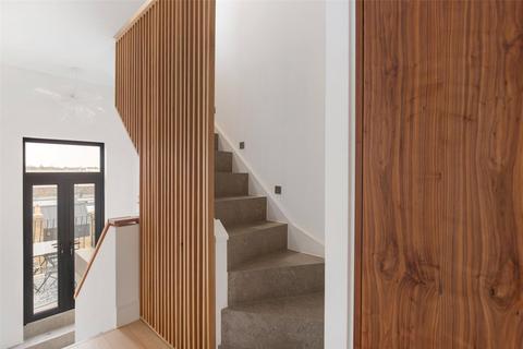 2 bedroom duplex to rent, Hammersmith Grove, Hammersmith, W6