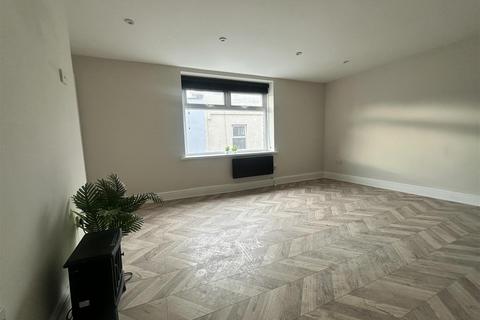 2 bedroom flat to rent, Pembroke Rd, Shirehampton, Bristol