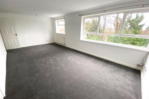2 bedroom apartment to rent, Bantry Close, Sheldon, Birmingham