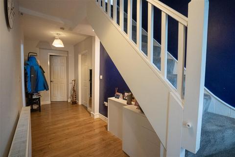 4 bedroom detached house to rent, Gleneagles Road, Birmingham