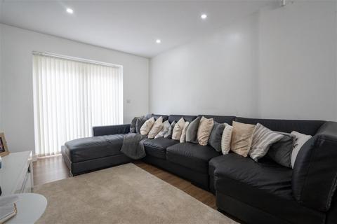 4 bedroom detached house to rent, Gleneagles Road, Birmingham