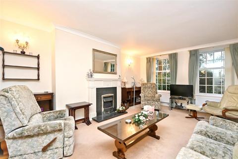 3 bedroom semi-detached house for sale, Fairfield Road, Eastbourne