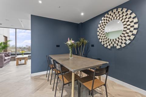 Studio to rent, at Hanger Lane, 70 Hanger Lane W5