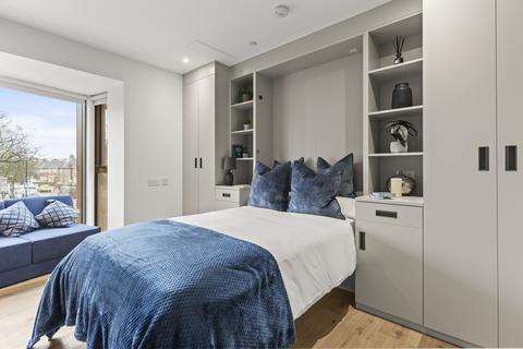 Studio to rent, at Hanger Lane, 70 Hanger Lane W5