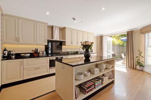 5 bedroom townhouse for sale, Corsellis Square, Richmond Lock, TW1
