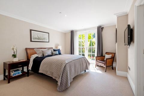 5 bedroom townhouse for sale, Corsellis Square, Richmond Lock, TW1