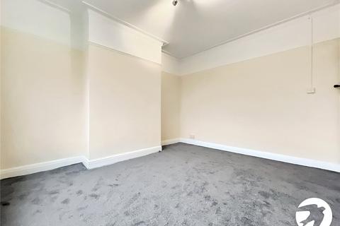 3 bedroom terraced house to rent, Westmount Avenue, Chatham, Kent, ME4