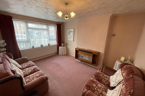 undefined, Leighton Buzzard LU7