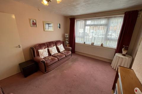 undefined, Leighton Buzzard LU7