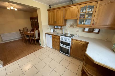 undefined, Leighton Buzzard LU7
