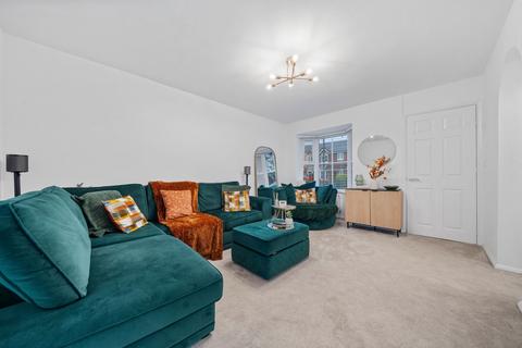 3 bedroom terraced house for sale, Latham Avenue, Newton-Le-Willows, WA12