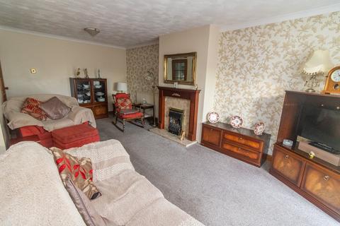 2 bedroom detached bungalow for sale, Colby Drive, Thurmaston, Leicester, LE4