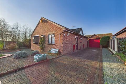 2 bedroom bungalow for sale, Saxmundham Way, Clacton-on-Sea, Essex, CO16